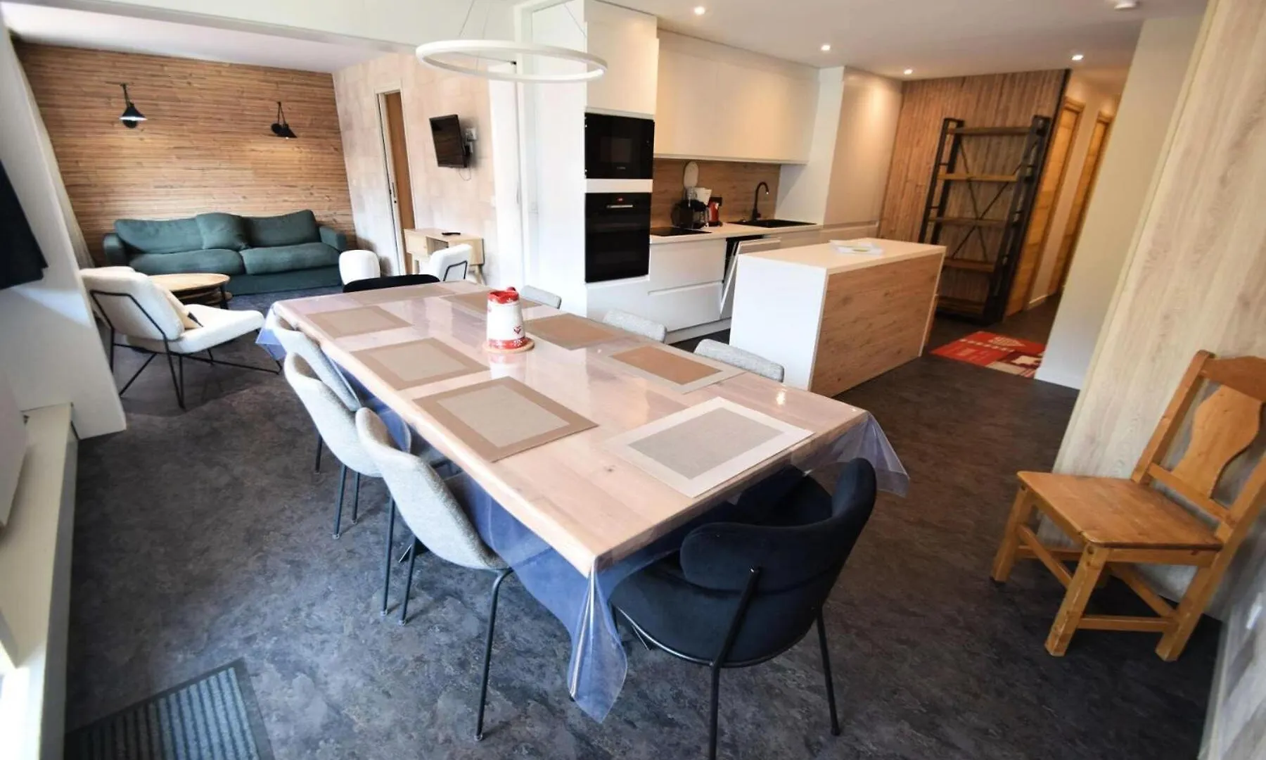 Residence Le Vercors - 4 Pieces 8 Pers - Le Vercors - Refait A Neuf - Plagne Centre Mae-9214 La Plagne 0*,  Francja